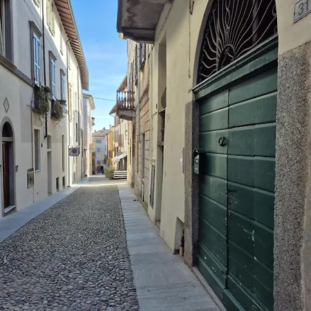 Apartment Dolce Rosso Arona